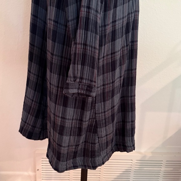 CP Shades Plaid Long Sleeve Tunic Dress 17.5” pit to pit 37” length great cond - Picture 6 of 9